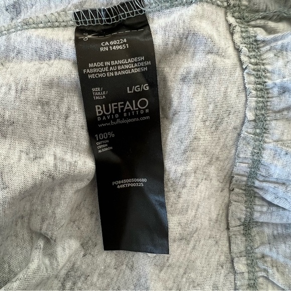 🆕 Buffalo by David Bitton Sleeveless Crop Star Top - Picture 7 of 7